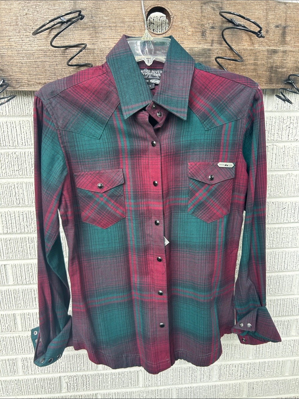 Women's Plaid Button-Down Shirt in Green & Red